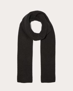 The Waffle Scarf | Black