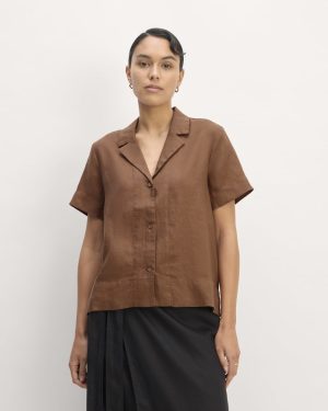 The Notch Shirt in Linen | Carob Brown