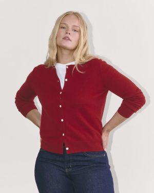 The Classic Cardigan in Cashmere | Berry Red
